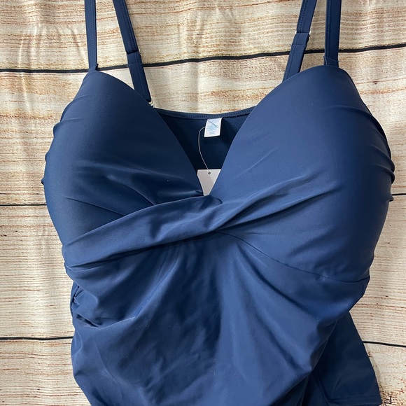 bathing suit 😎 - Picture 5 of 14